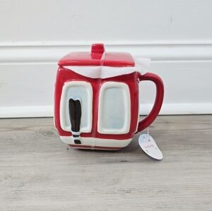 Target Bullseye Playground Christmas 2025 Ski Lift Cable Car Mug W. Lid